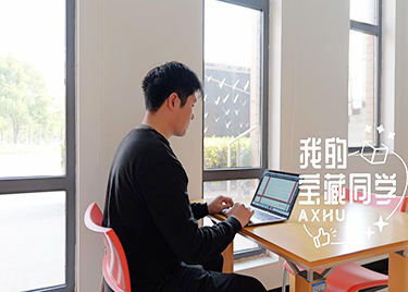 雨衣脱下阻挡洪水!陈佳光:“我是不华丽的务实者”